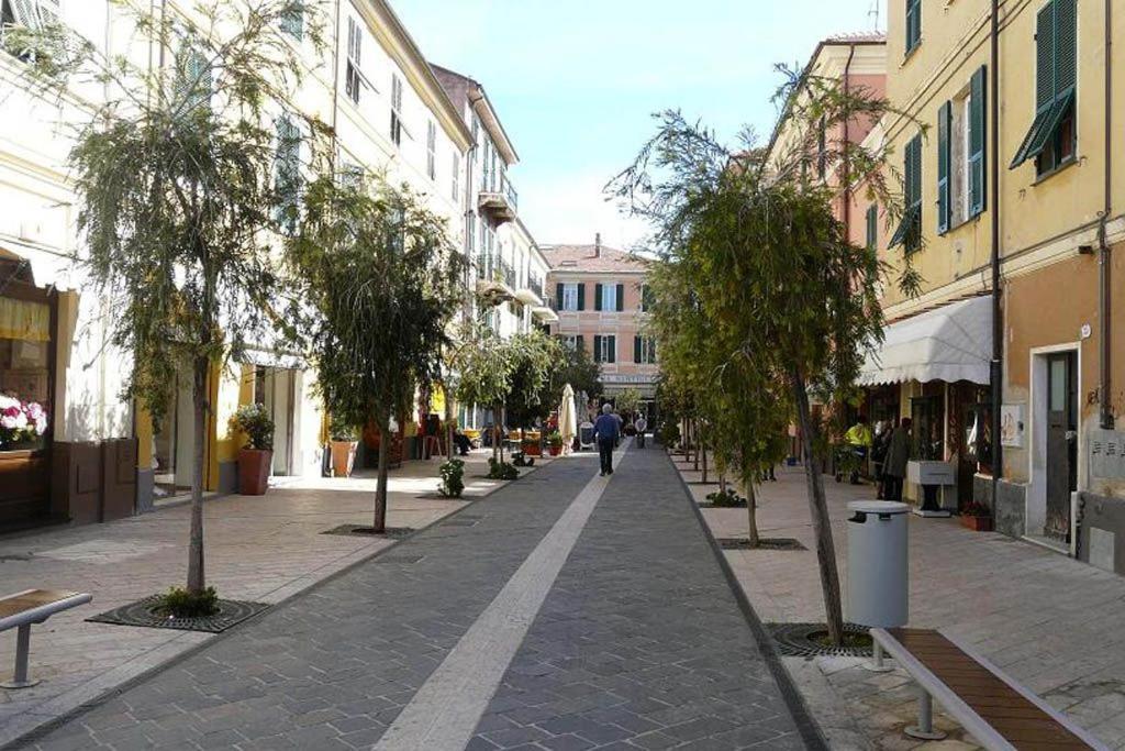 Casa Dionisia Apartment Diano Marina Exterior photo